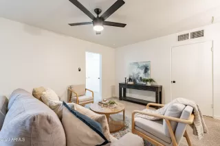 Photo #4: 6632129 Listing 