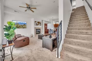 Photo #6: 6632160 Listing 