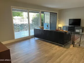 Photo #3: 6632184 Listing