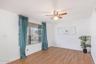 Photo #5: 6632323 Listing