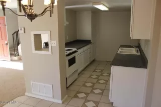 Photo #2: 6632872 Listing 