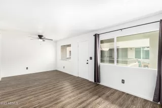 Photo #3: 6633089 Listing