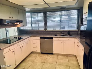 Photo #2: 6633134 Listing 