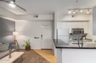 Photo #1: 6633171 Listing 