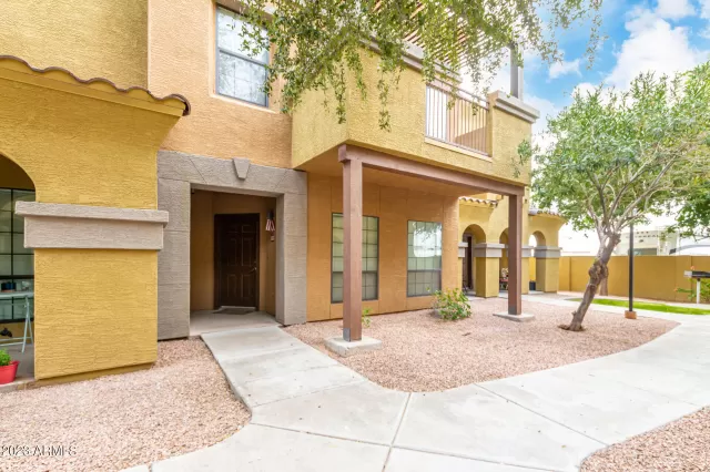 MLS: 6633279 Condo For Sale