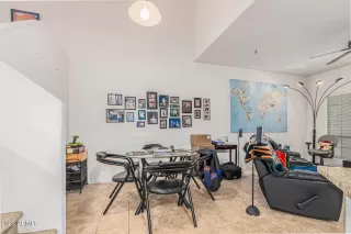 Photo #5: 6633279 Listing