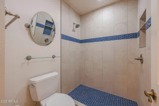 Photo #3: 6633406 Listing