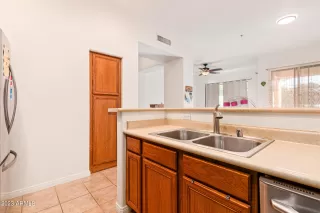 Photo #6: 6633657 Listing