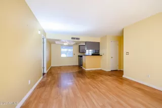 Photo #2: 6633746 Listing