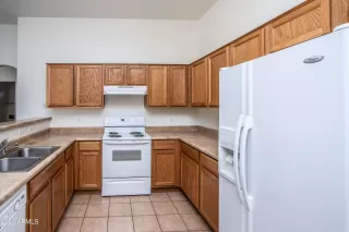 Photo #6: 6633849 Listing