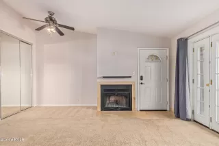 Photo #3: 6633919 Listing