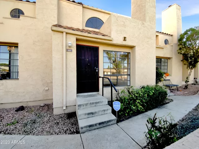 MLS: 6634074 Condo For Sale