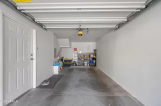 Photo #6: 6634420 Listing