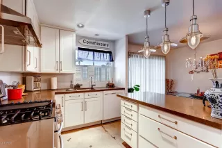 Photo #1: 6634441 Listing 