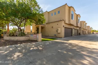 More Details about MLS # 6634478 : 3440 N 38TH STREET#101