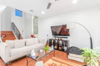 Photo #6: 6634478 Listing