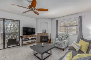 Photo #4: 6634590 Listing