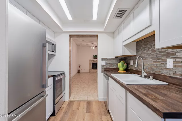 MLS: 6634621 Condo For Sale