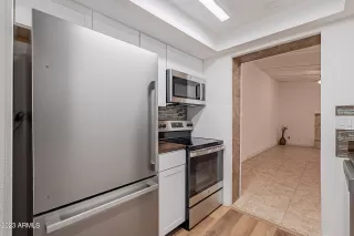 Photo #2: 6634621 Listing 