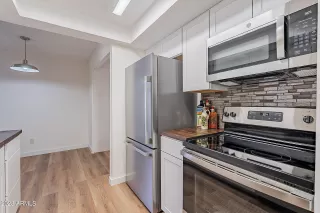 Photo #4: 6634621 Listing 