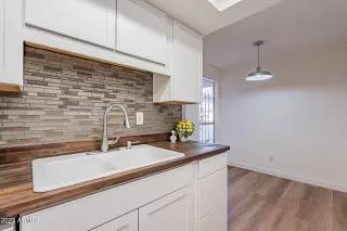 Photo #5: 6634621 Listing 