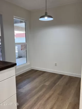 Photo #6: 6634621 Listing 