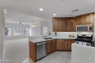 Photo #2: 6634809 Listing 