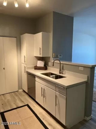 Photo #3: 6634840 Listing 