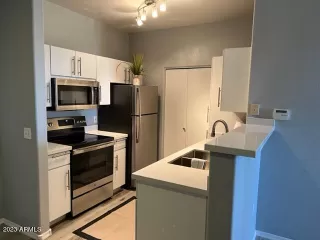 Photo #4: 6634840 Listing 