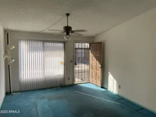 Photo #1: 6634902 Listing