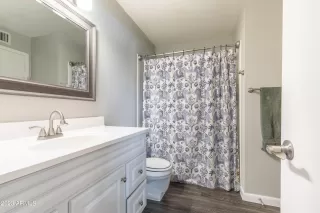 Photo #5: 6634913 Listing 