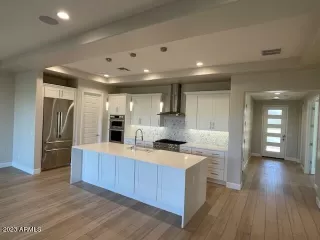 Photo #1: 6634969 Listing