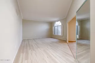 Photo #5: 6635017 Listing 