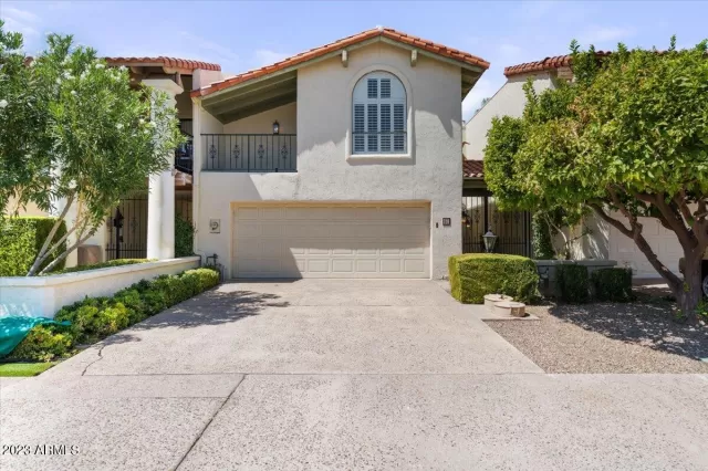 MLS: 6635163 Condo For Sale