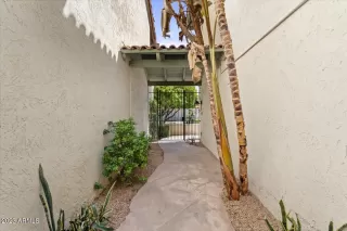 Photo #2: 6635163 Listing