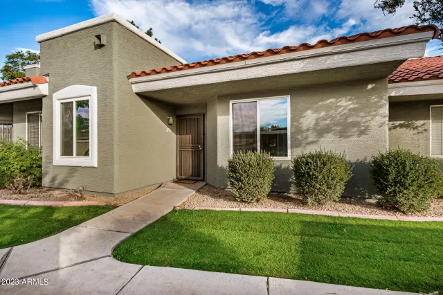 MLS: 6635247 Condo For Sale