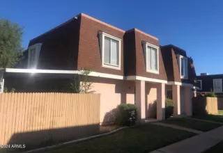 Photo #3: 6635426 Listing