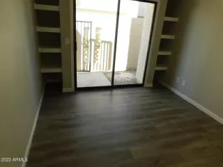 Photo #5: 6635438 Listing