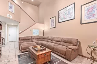 Photo #2: 6635472 Listing