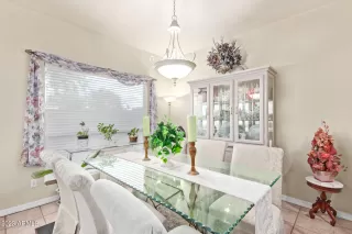 Photo #5: 6635472 Listing