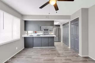 Photo #6: 6635484 Listing