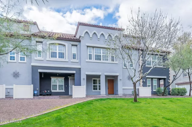 MLS: 6635711 Condo For Sale
