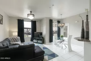 Photo #2: 6635930 Listing 