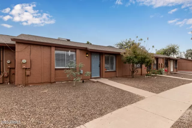 MLS: 6635932 Condo For Sale