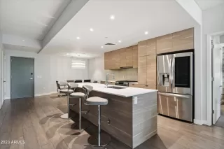 Photo #1: 6635983 Listing