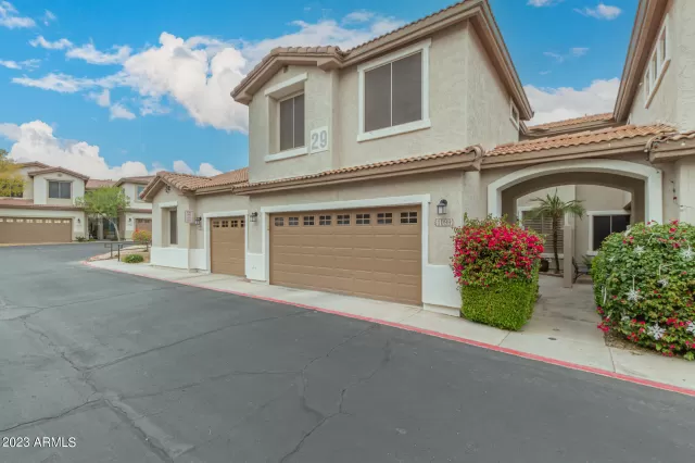MLS: 6635992 Condo For Sale