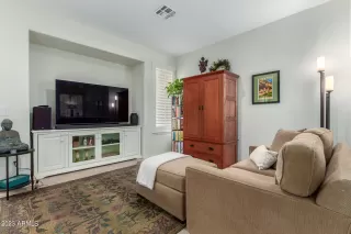 Photo #4: 6635992 Listing