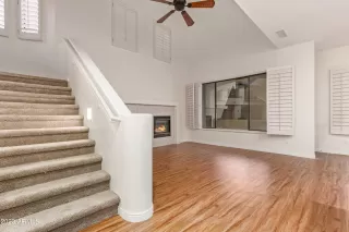 Photo #4: 6636147 Listing