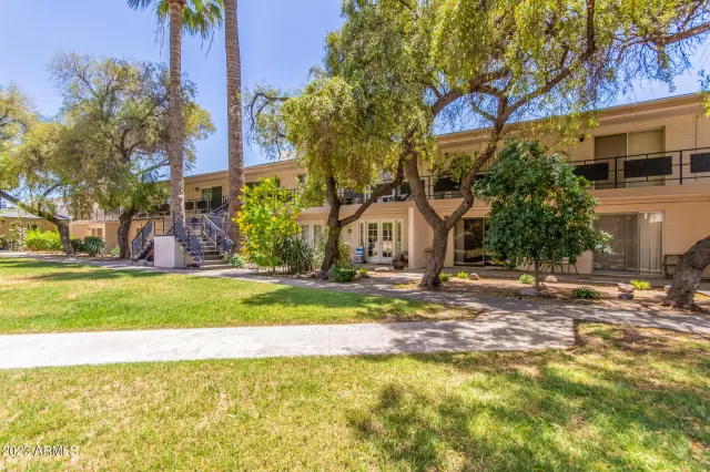 MLS: 6636314 Condo For Sale