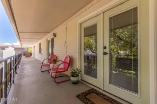 Photo #2: 6636314 Listing